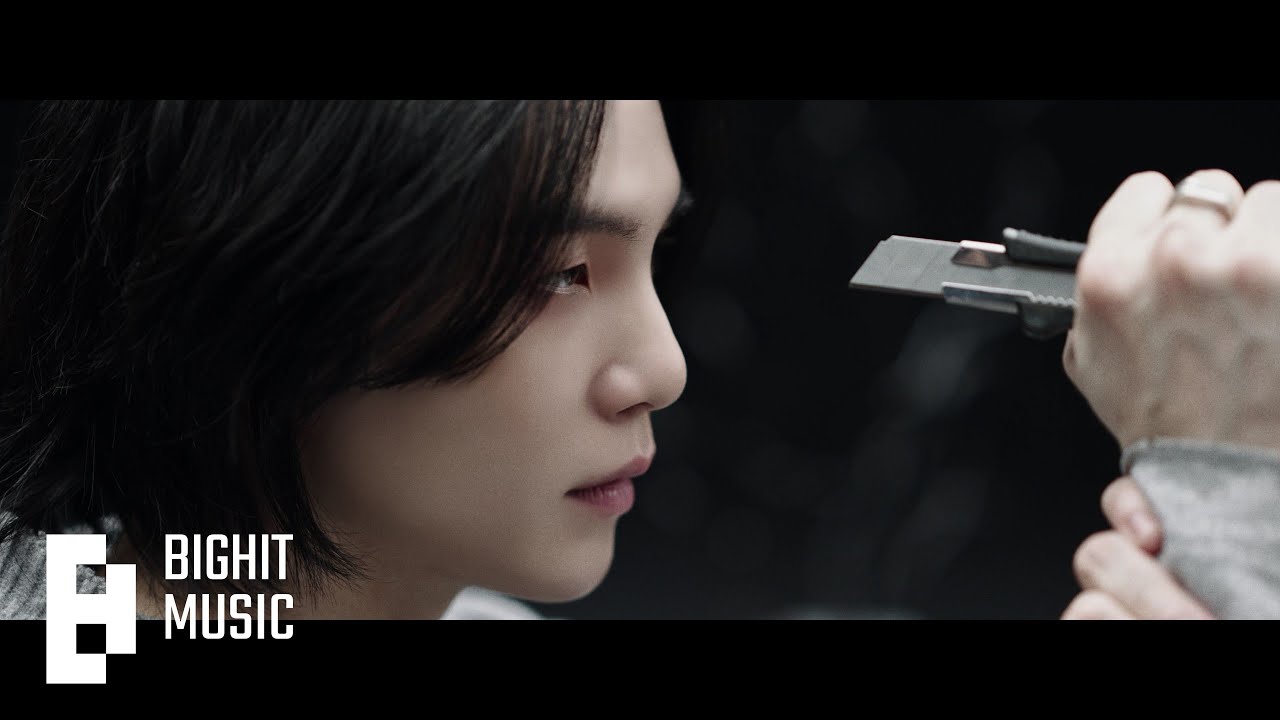 Behind-the-scenes cut of SUGA (BTS)