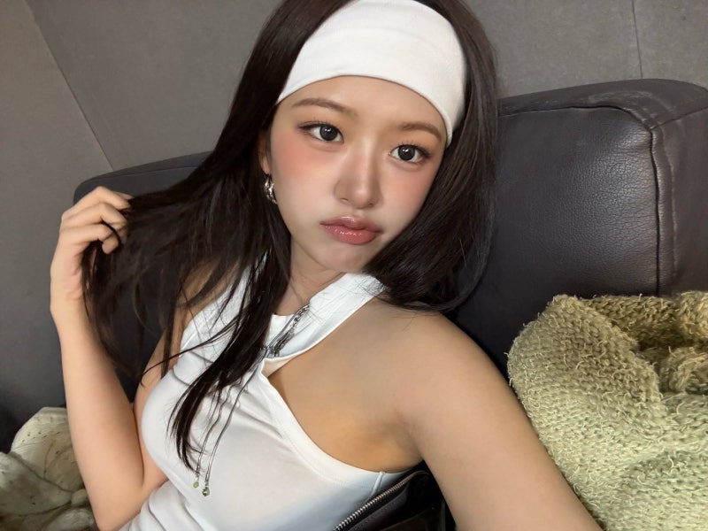 Latest photo of An Yujin (IVE)