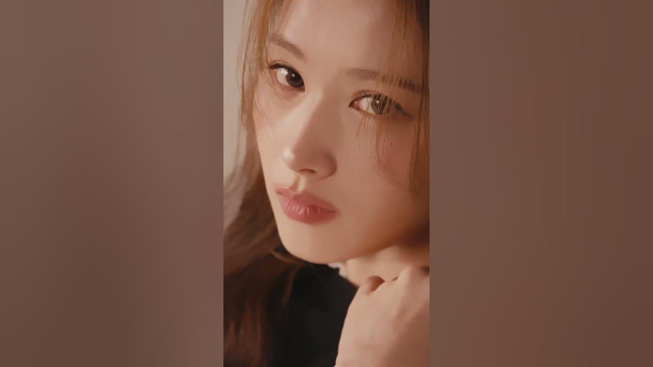 A moment captured by Sana (TWICE)'s fan