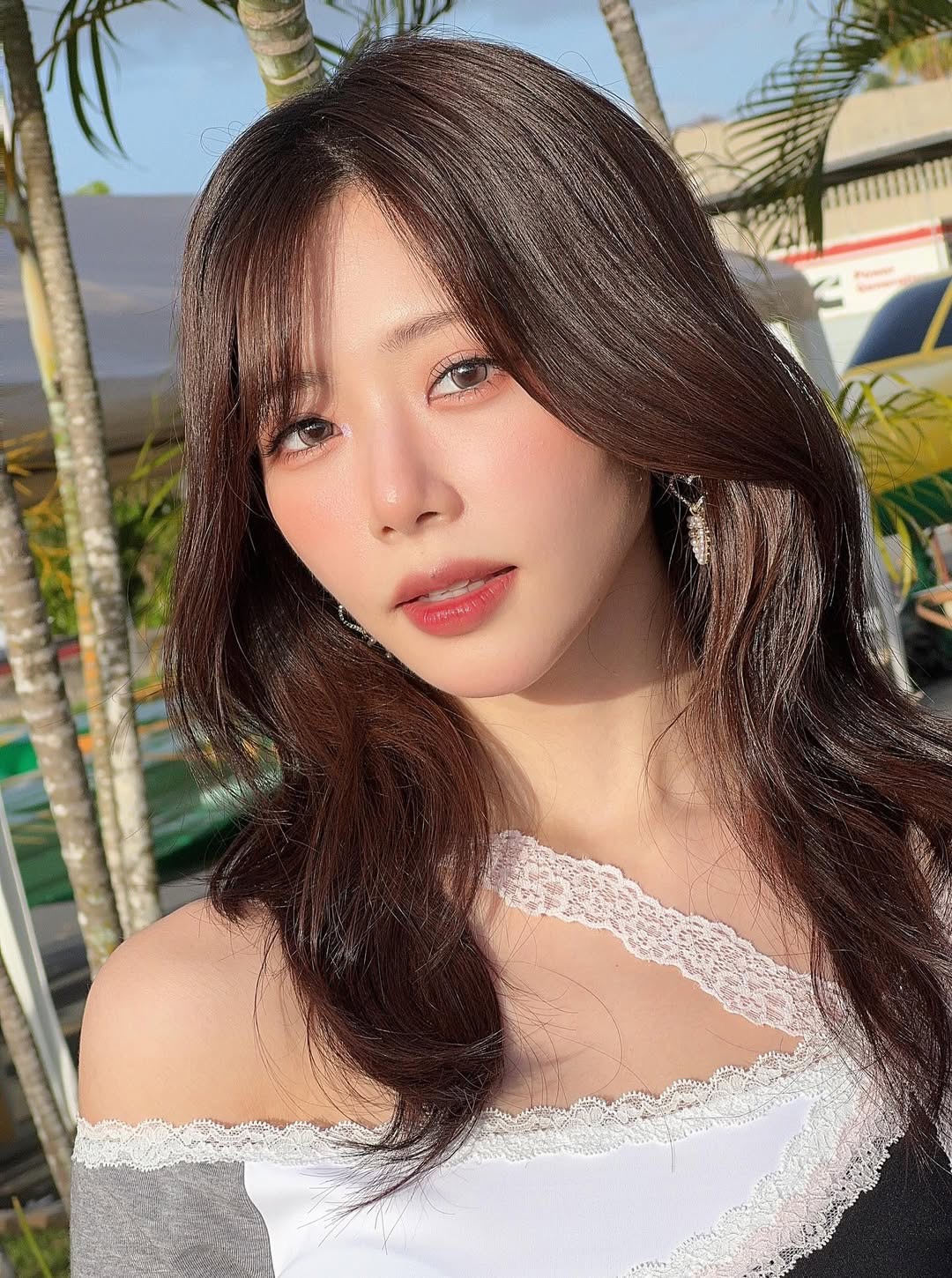 A moment captured by JI U (DREAMCATCHER)'s fan