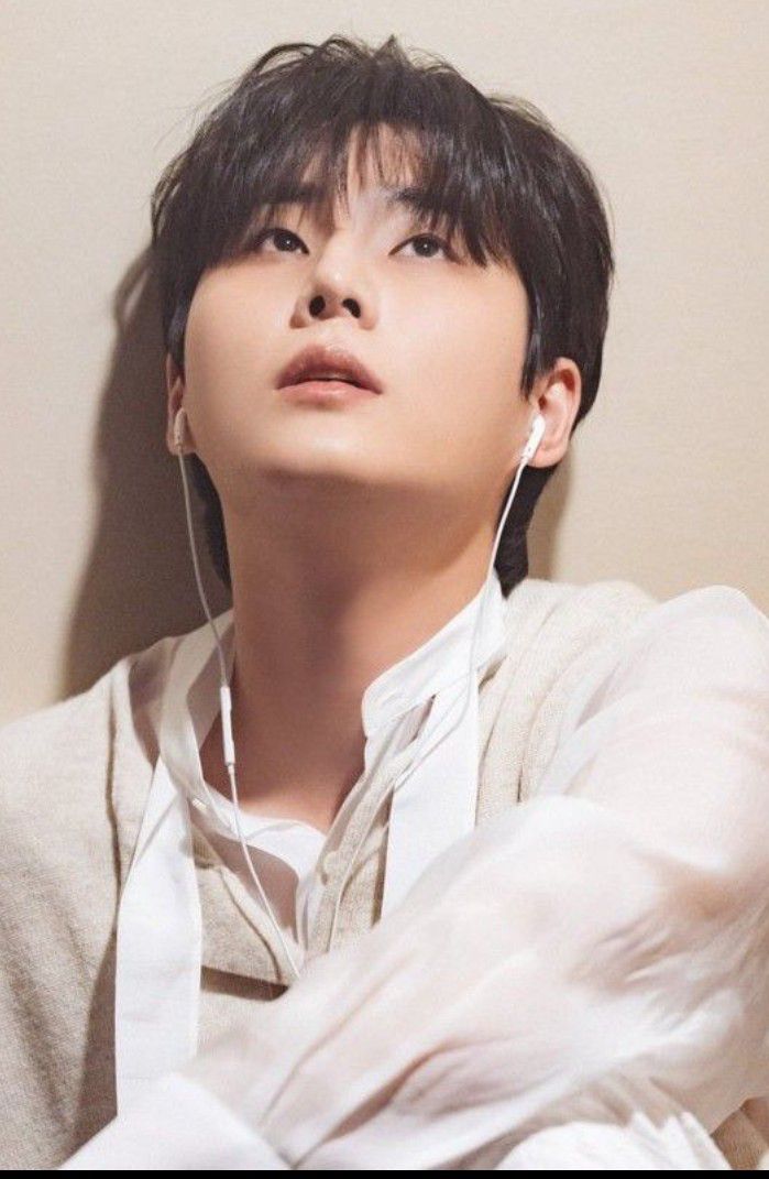 Behind-the-scenes cut of Young K (DAY6)