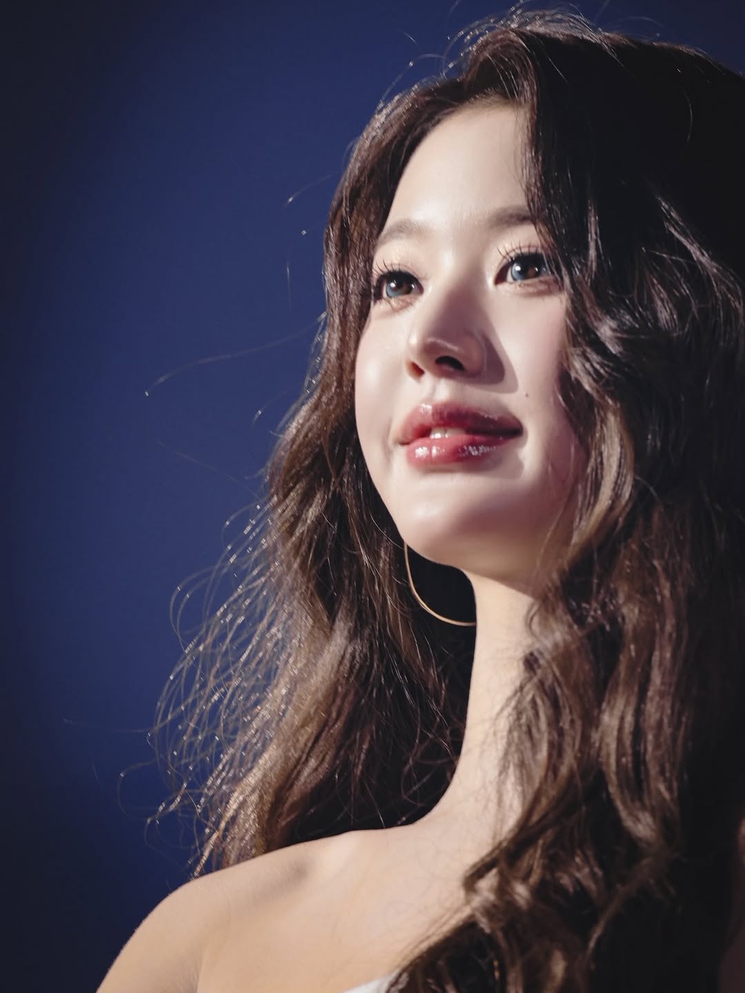 Behind-the-scenes cut of Jang Wonyoung (IVE)