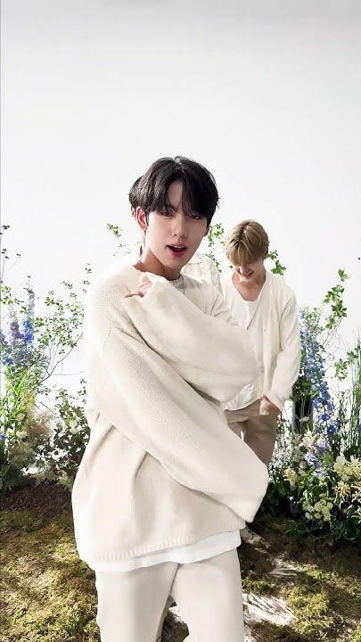 Foto terbaru Han Yujin (ZEROBASEONE)