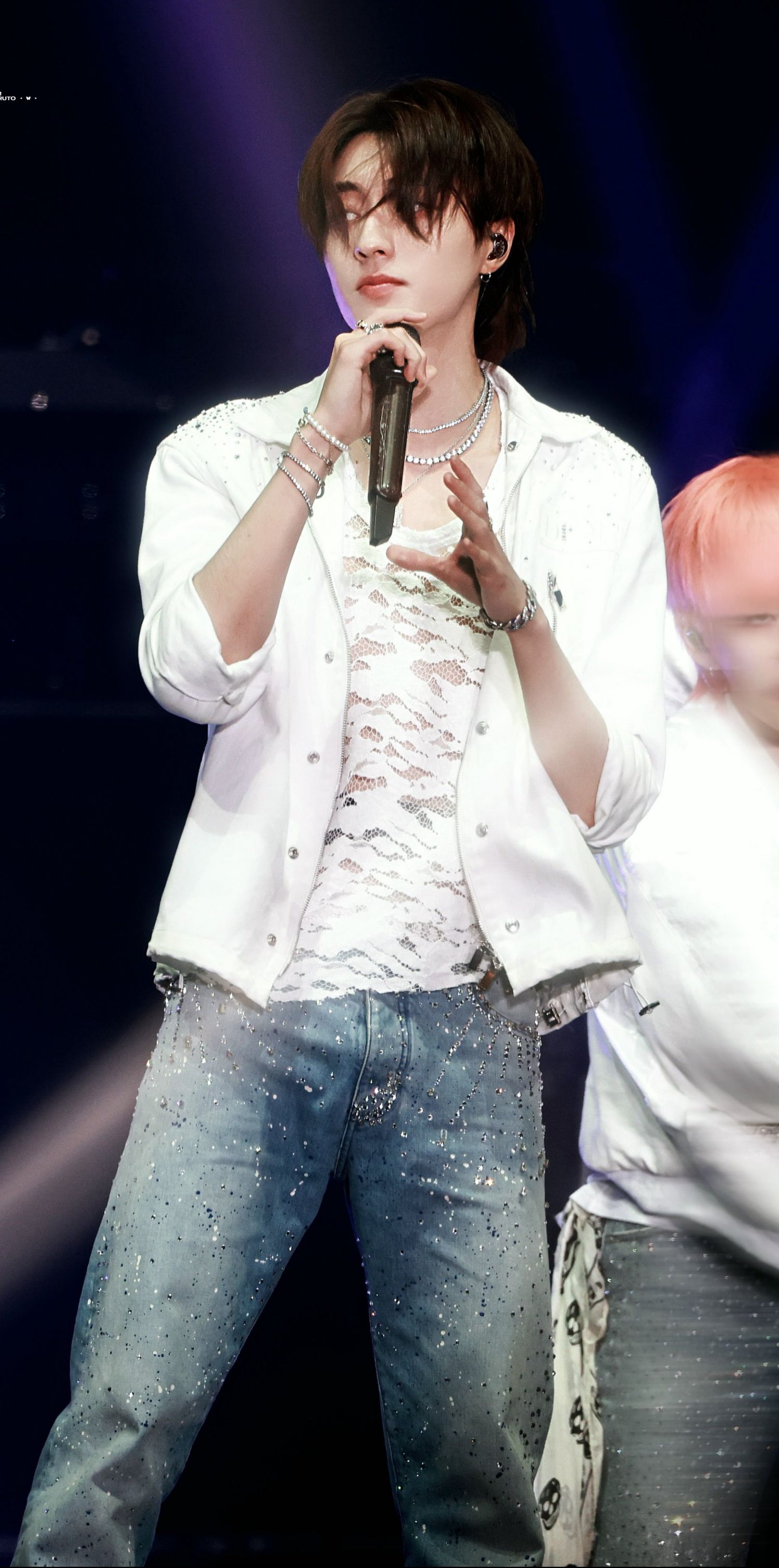 A heartfelt wallpaper shared by Haruto (TREASURE)'s fans