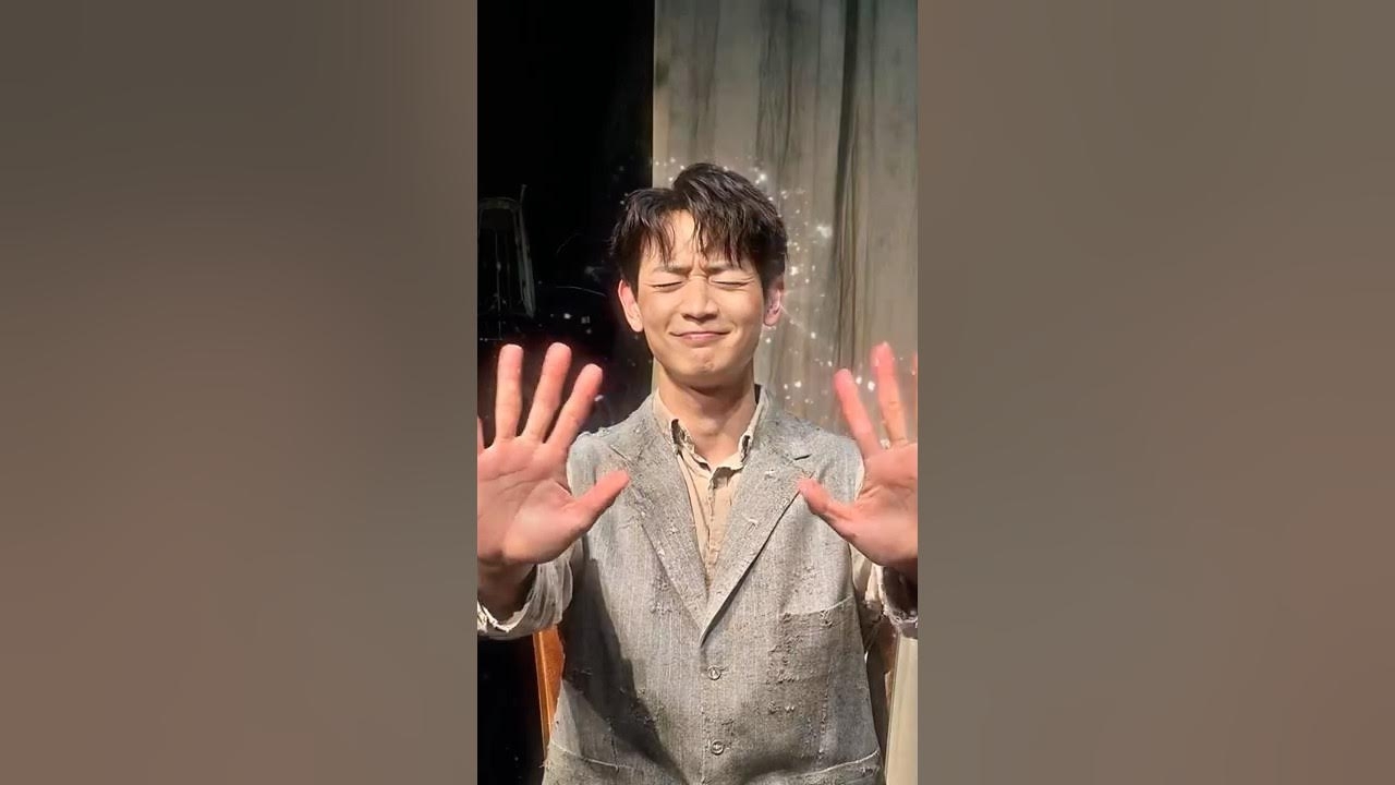 Behind-the-scenes cut of Minho (SHINee)