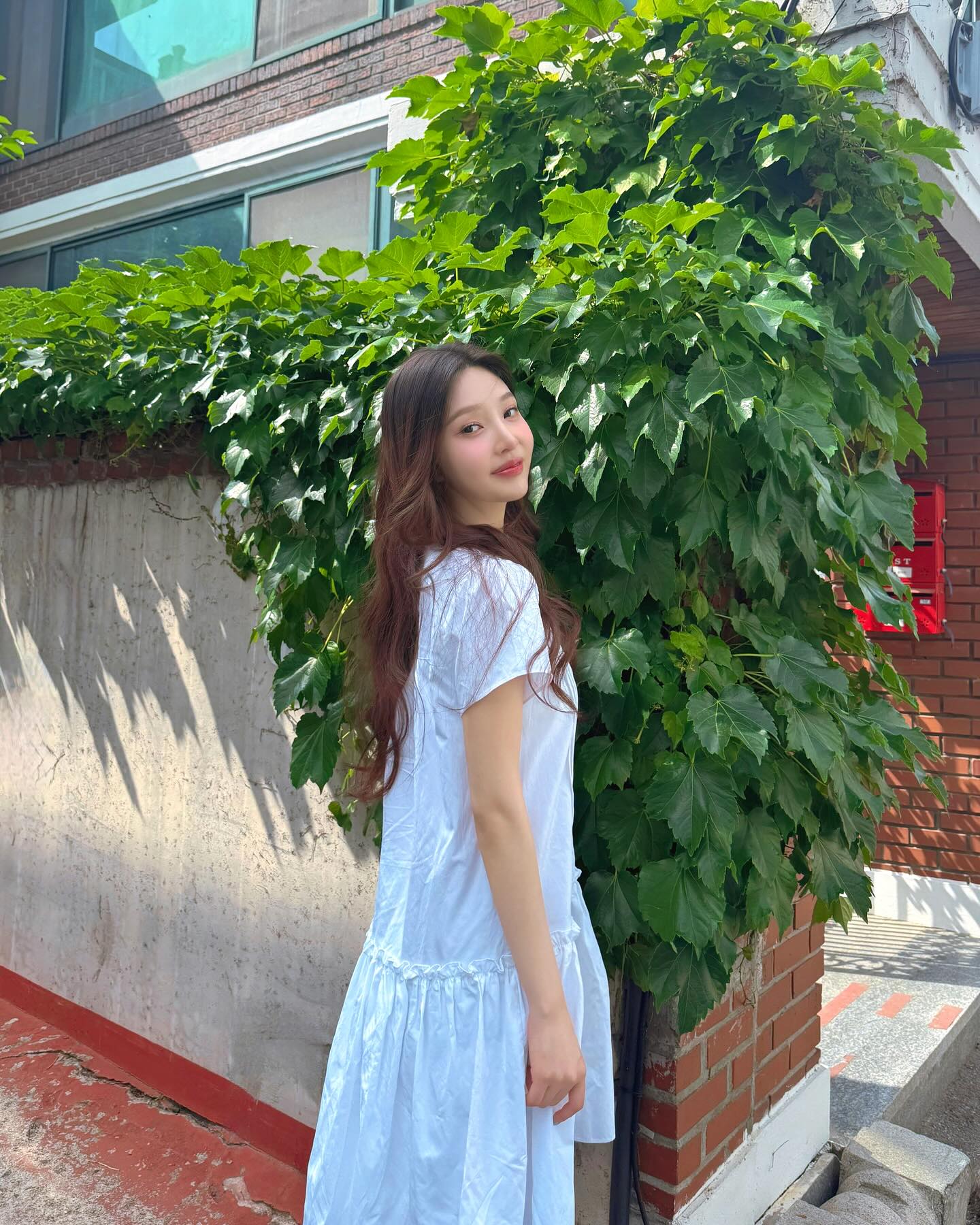 A moment captured by Joy (Red Velvet)'s fan