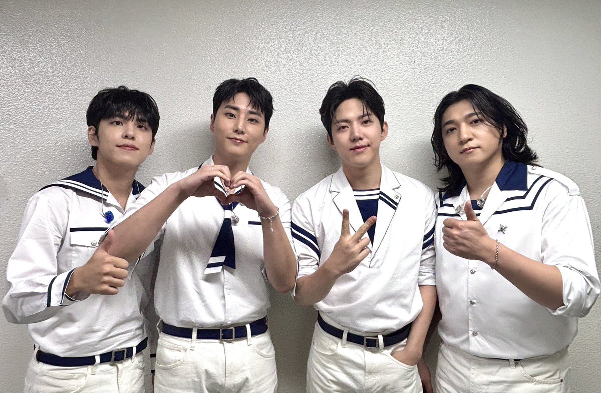 Latest photo of DAY6