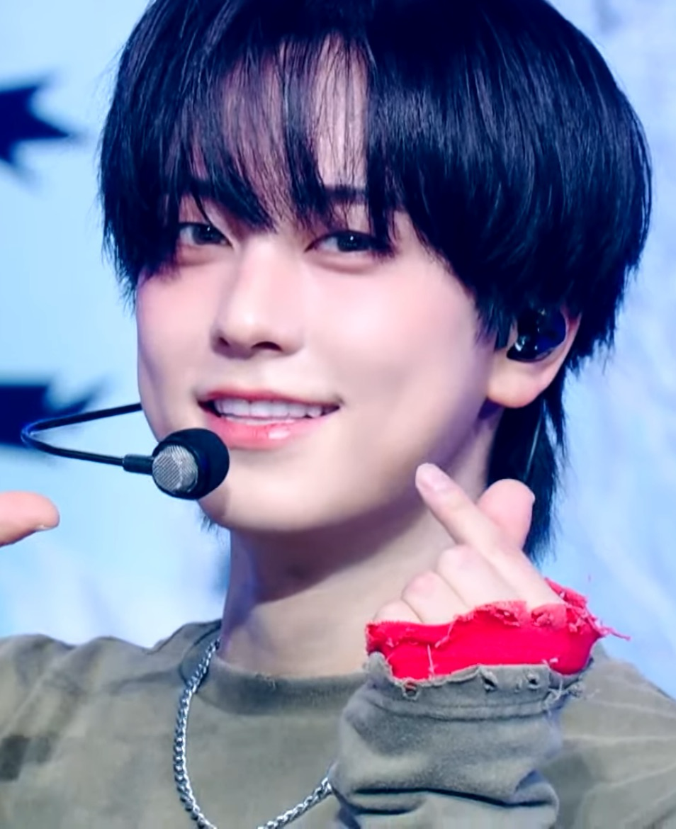 Latest photo of Taki (&TEAM)