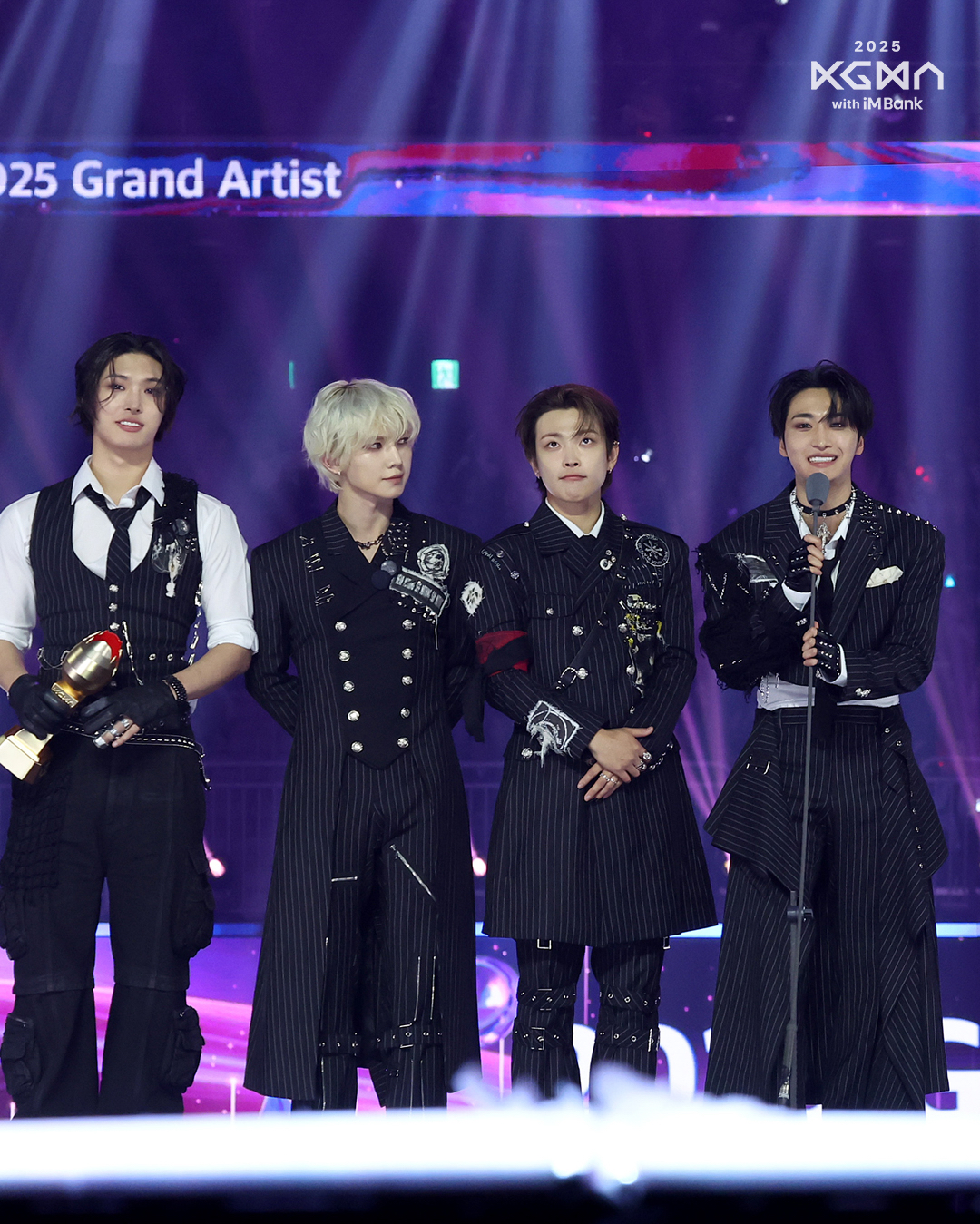 A moment captured by Seonghwa (ATEEZ)'s fan