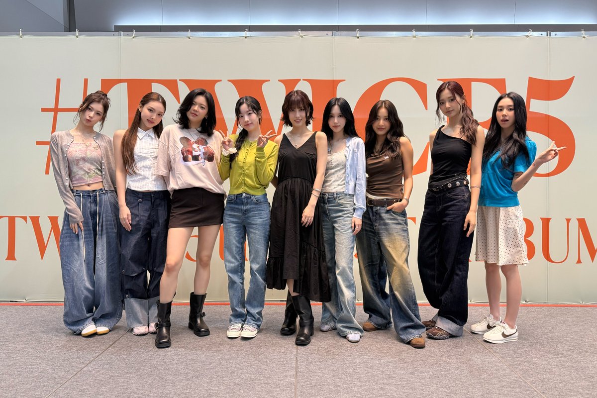 TWICE의 최신 사진
