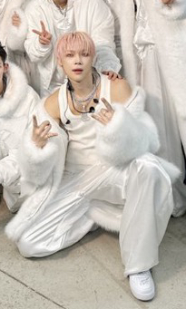 Behind-the-scenes cut of Nicholas (&TEAM)