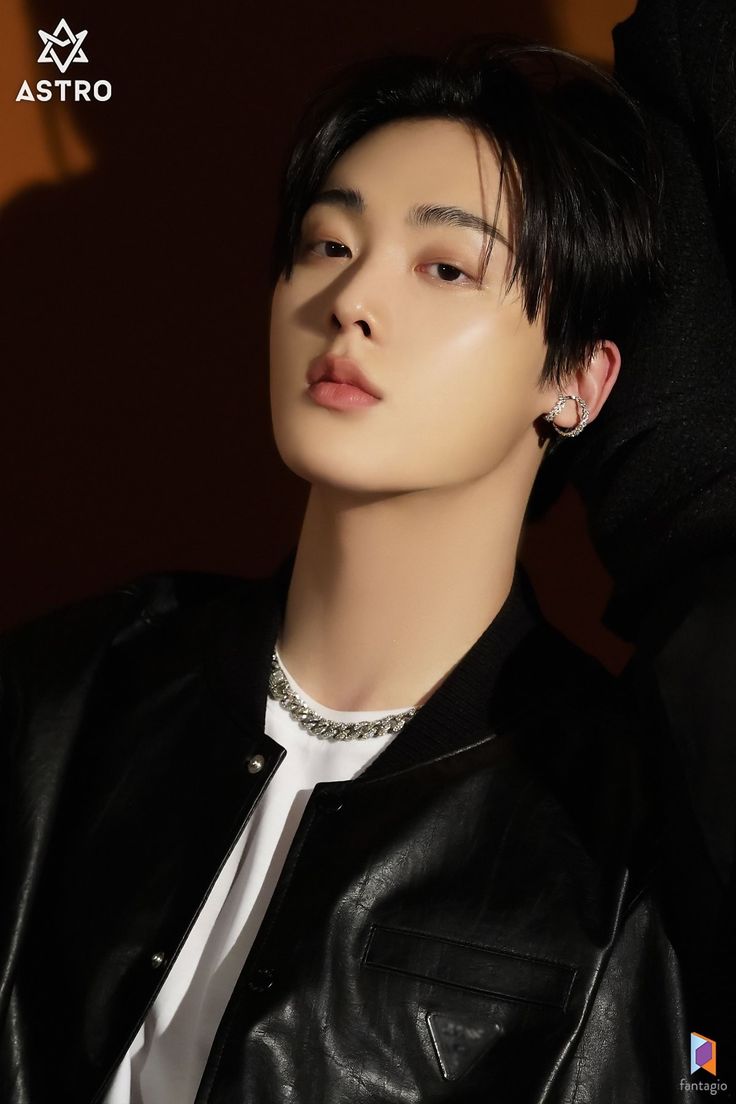 Behind-the-scenes cut of Moonbin (ASTRO)