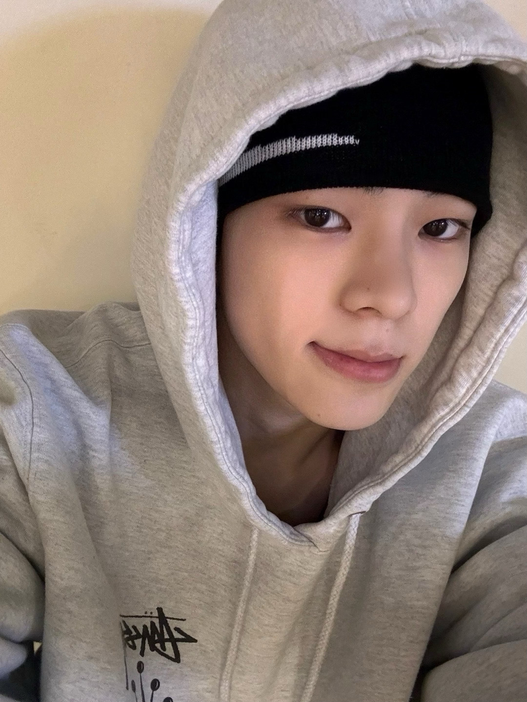 Latest photo of Kim Junmin (WHIB)