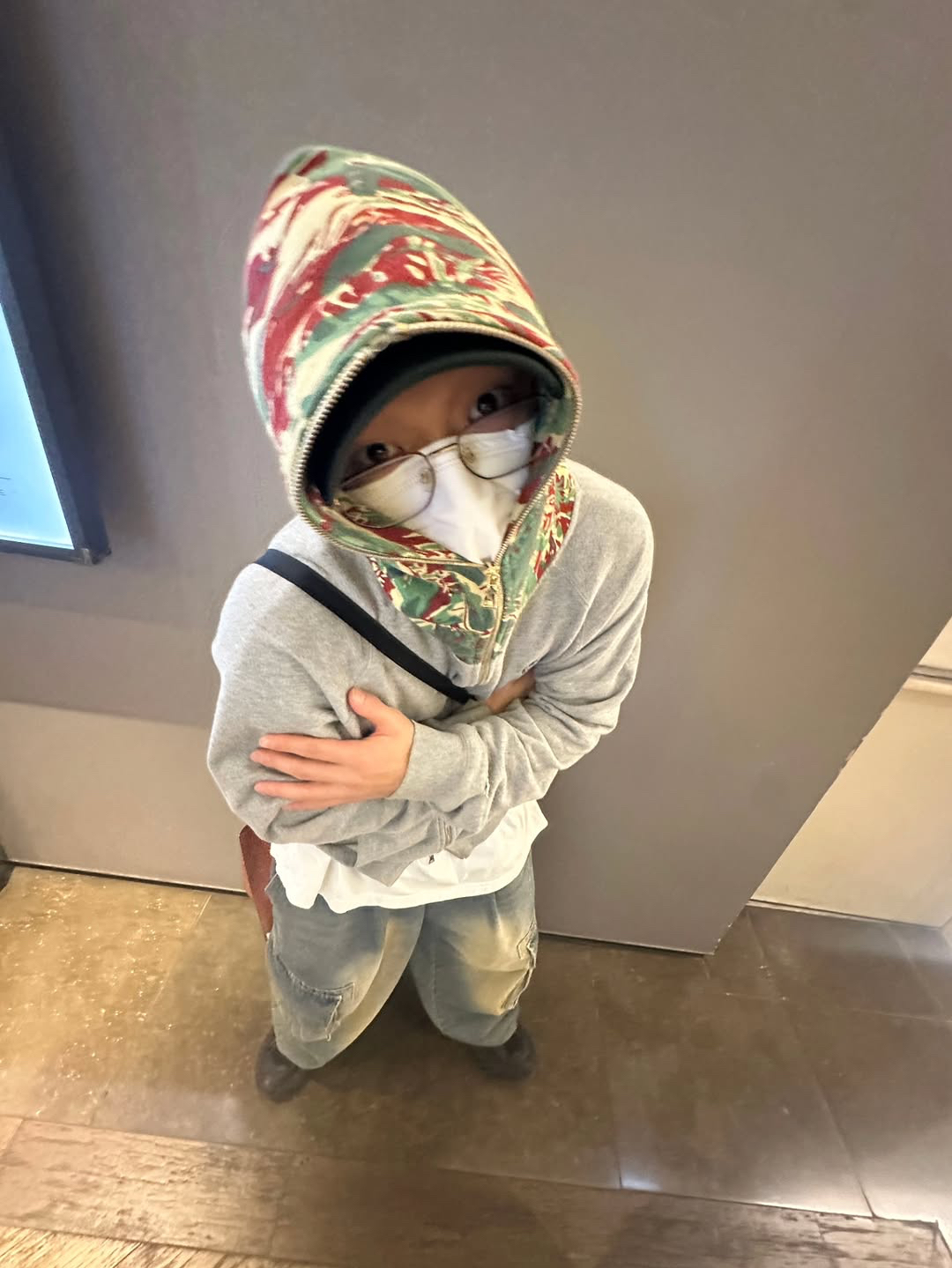 Foto aktivitas terbaru BOBBY (iKON)