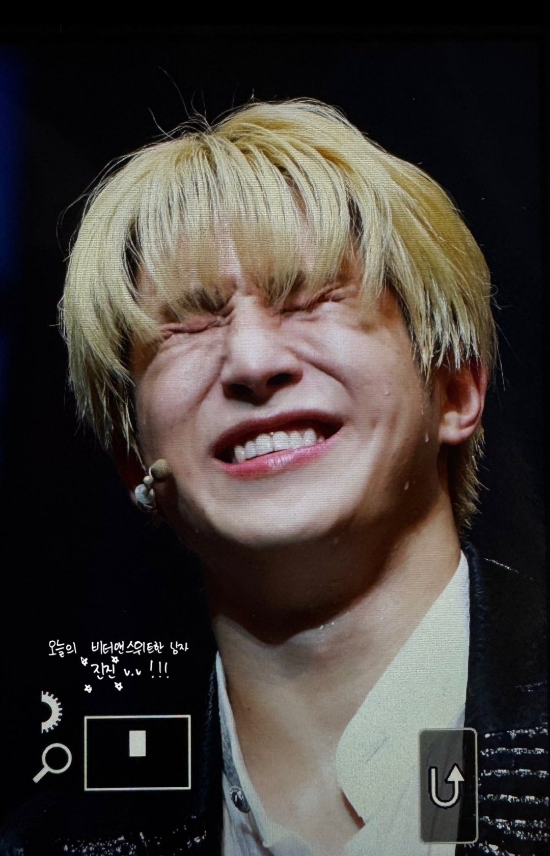 Latest photo of Jinjin (ASTRO)