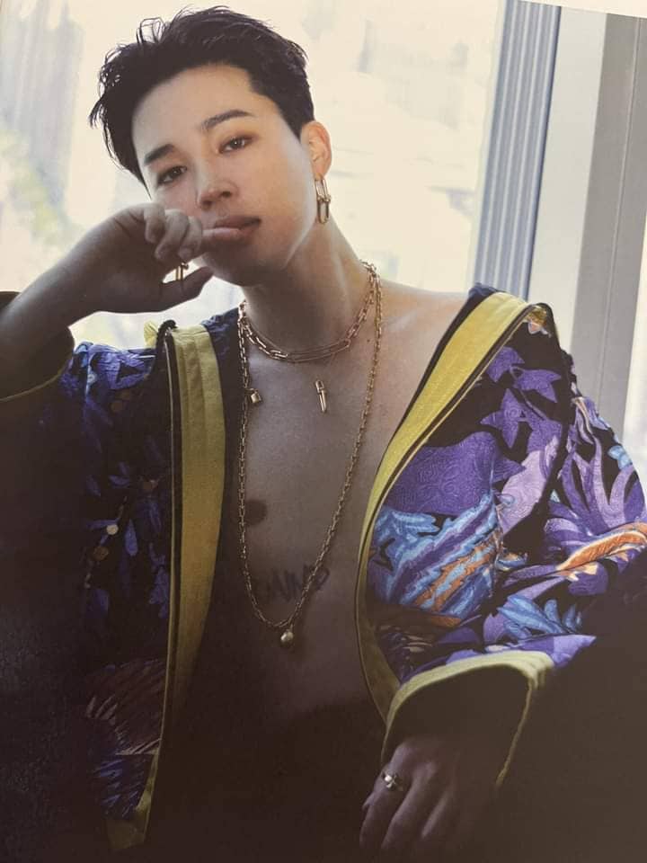 Must-see popular post of 지민 (방탄소년단), your favorite