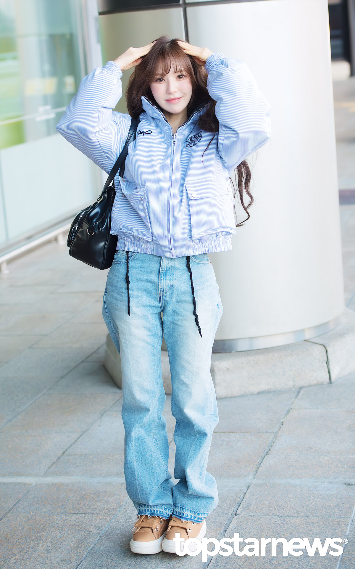 Recent activity shot of Red Velvet