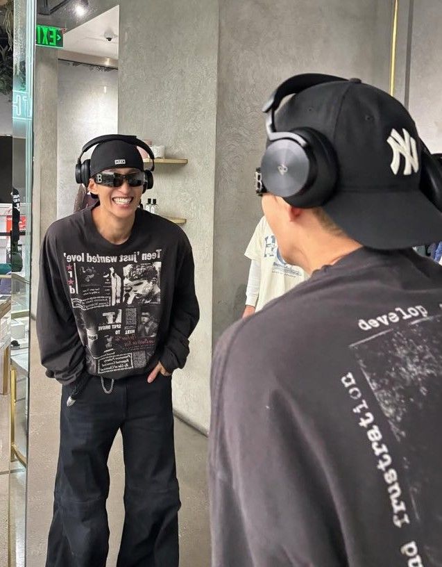 ドギョム (SEVENTEEN)の舞台裏ショット