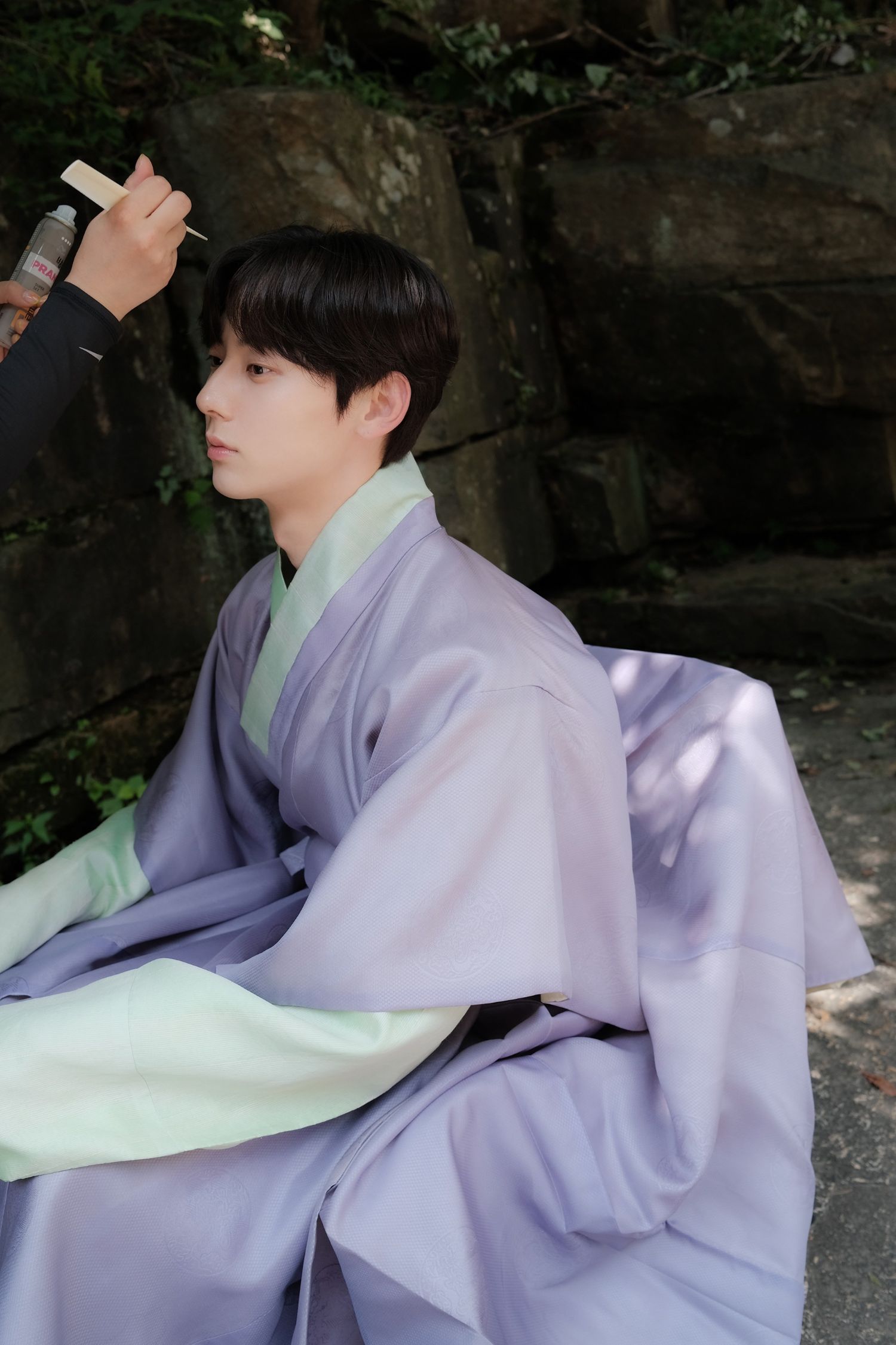 A moment captured by Hwang Minhyun's fan