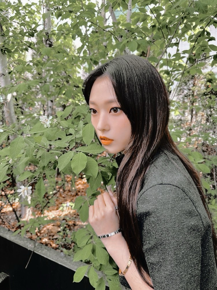 Latest photo of Haerin (NewJeans)