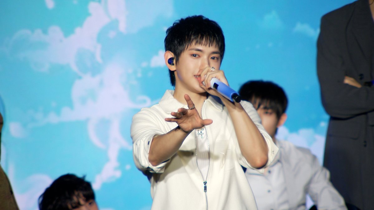 A moment captured by TEMPEST's fan