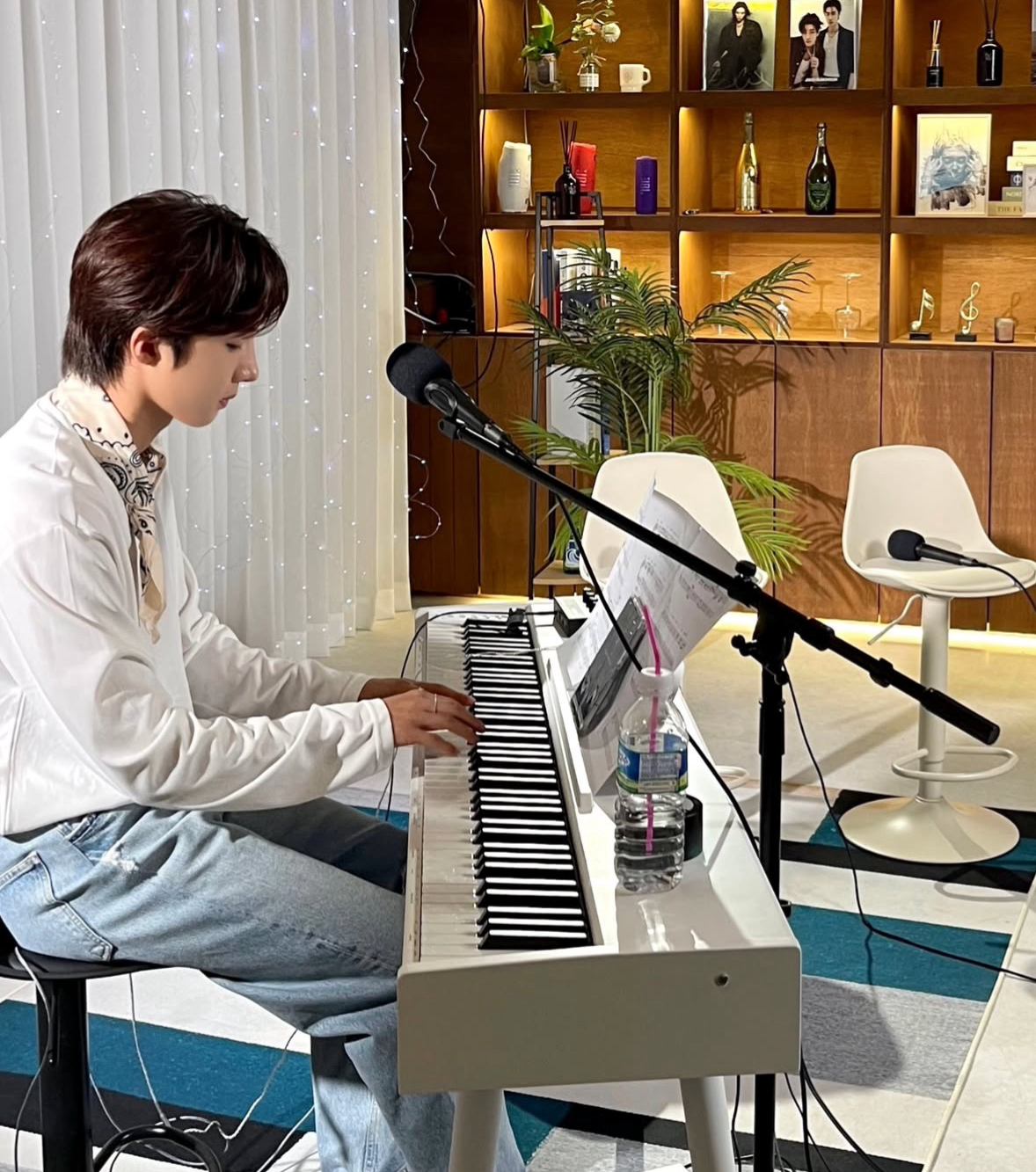 Latest photo of Hui (PENTAGON)