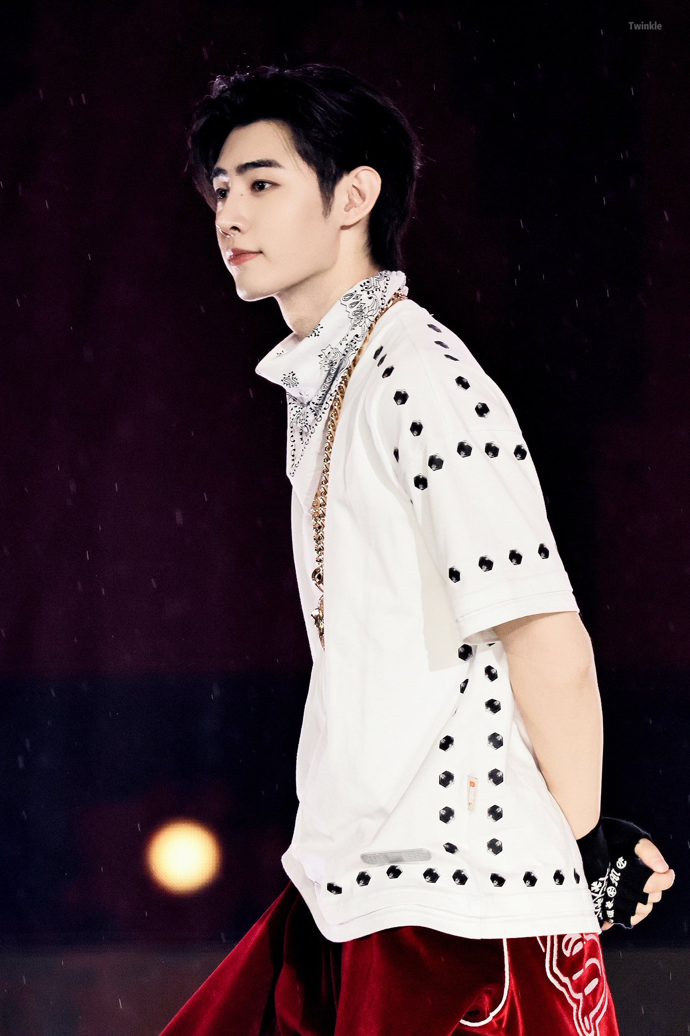 Latest photo of Sunghoon (ENHYPEN)