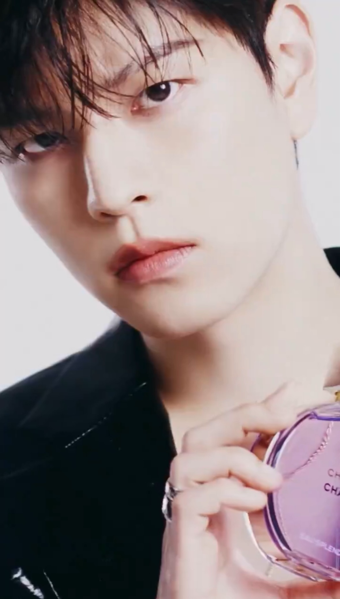 Latest photo of Seungmin (Stray Kids)