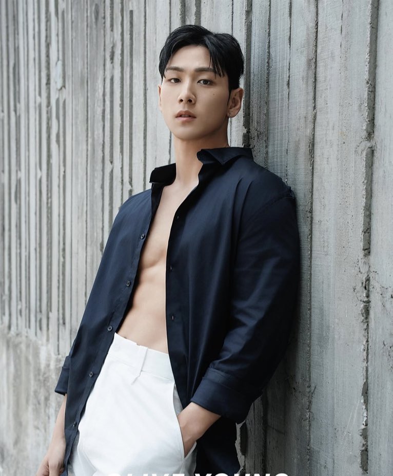 Latest photo of Baekho