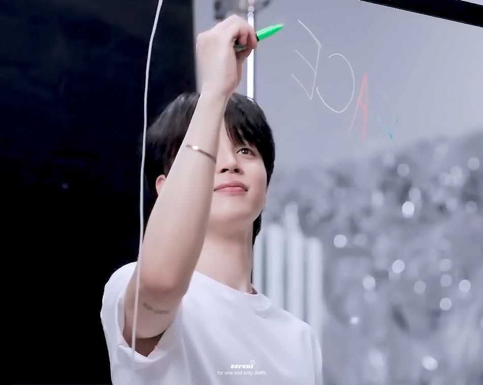 지민 (방탄소년단)의 최신 사진