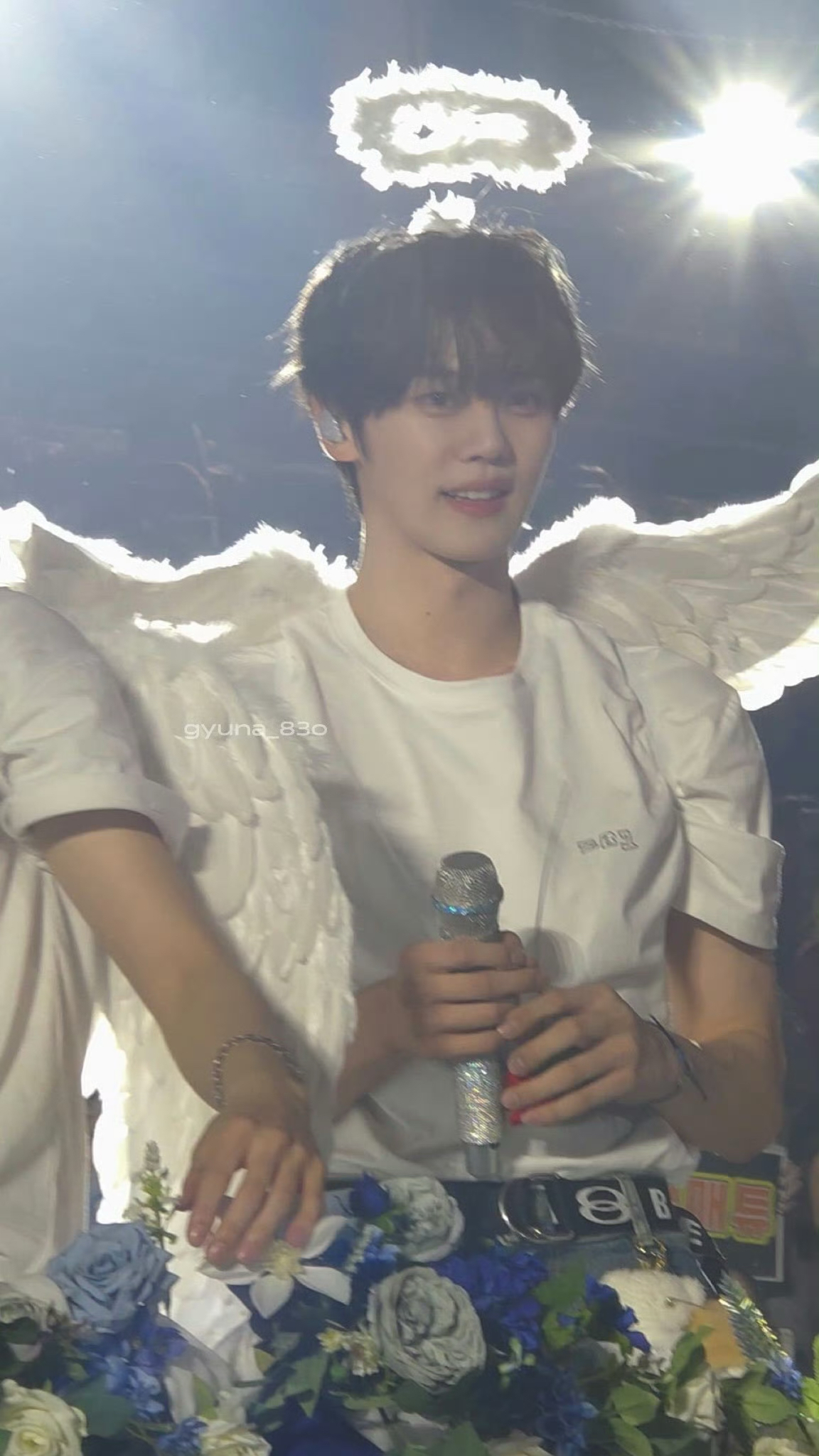 Fandom-recommended wallpaper image of Kim Gyuvin (ZEROBASEONE)