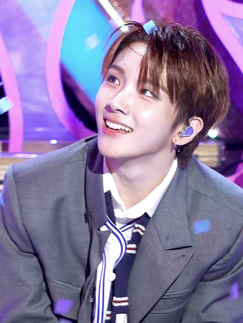 Behind-the-scenes cut of BOYNEXTDOOR