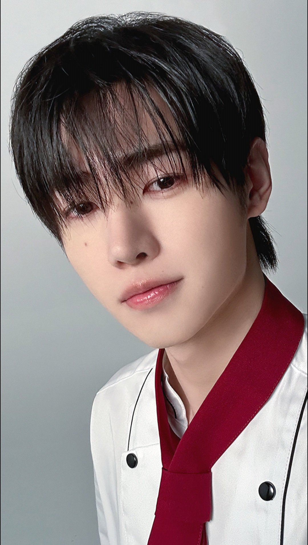 Foto aktivitas terbaru Sunghoon (ENHYPEN)