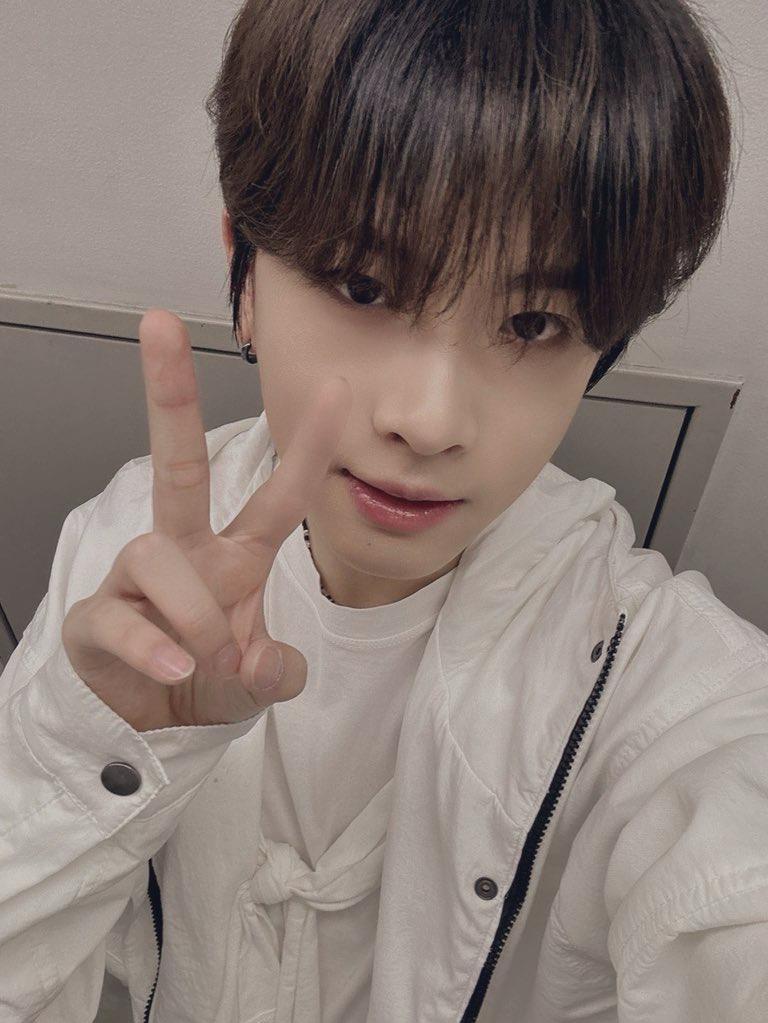 Behind-the-scenes cut of Oh Hyeontae (FANTASY BOYS)