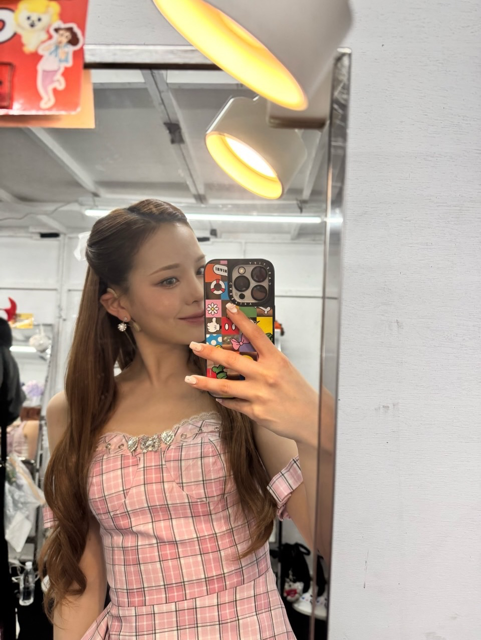 マコ (NiziU)の舞台裏ショット