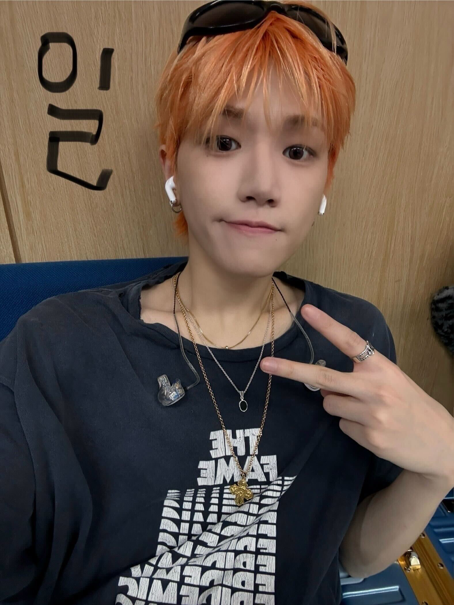 리우 (BOYNEXTDOOR)의 비하인드 컷