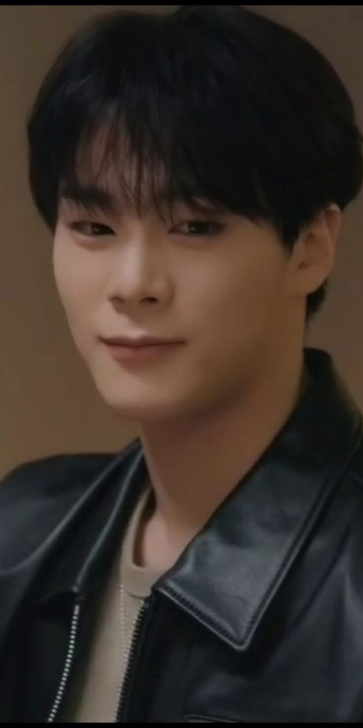 Behind-the-scenes cut of Moonbin (ASTRO)