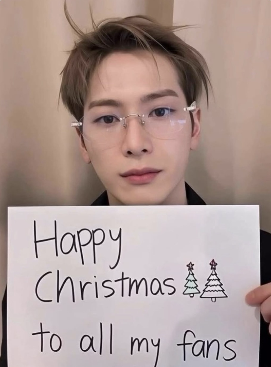 Latest photo of Jackson (GOT7)