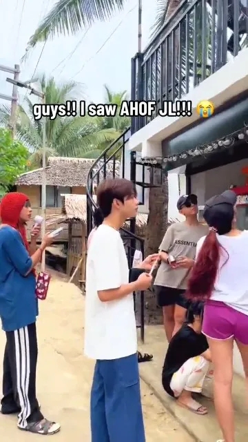 Recent activity shot of JL (AHOF)