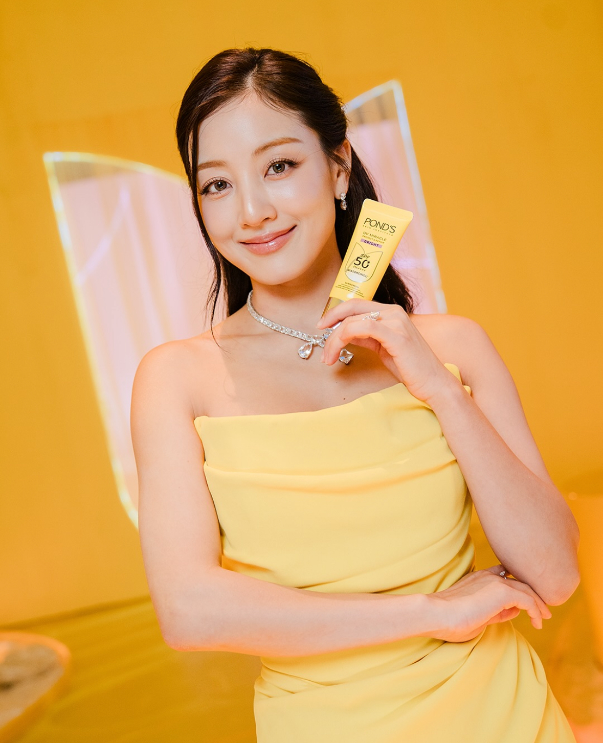 志效 (TWICE)的最新照片