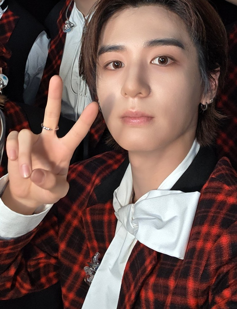 Behind-the-scenes cut of Leehan (BOYNEXTDOOR)
