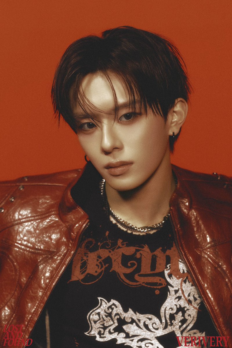 Latest photo of VERIVERY