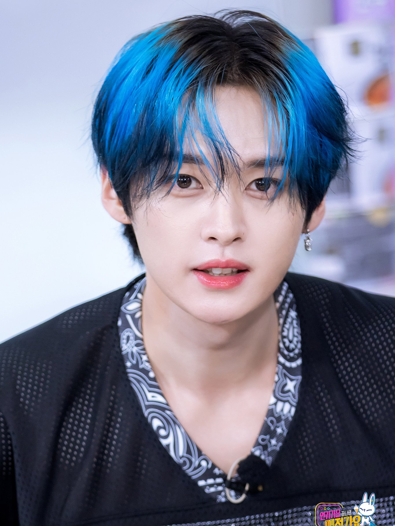 Latest photo of Lee Know (Stray Kids)