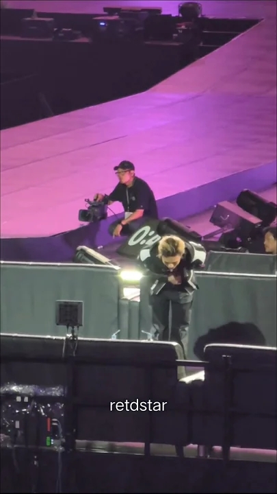 Today's most popular wallpaper in the Hyunjin (Stray Kids) community