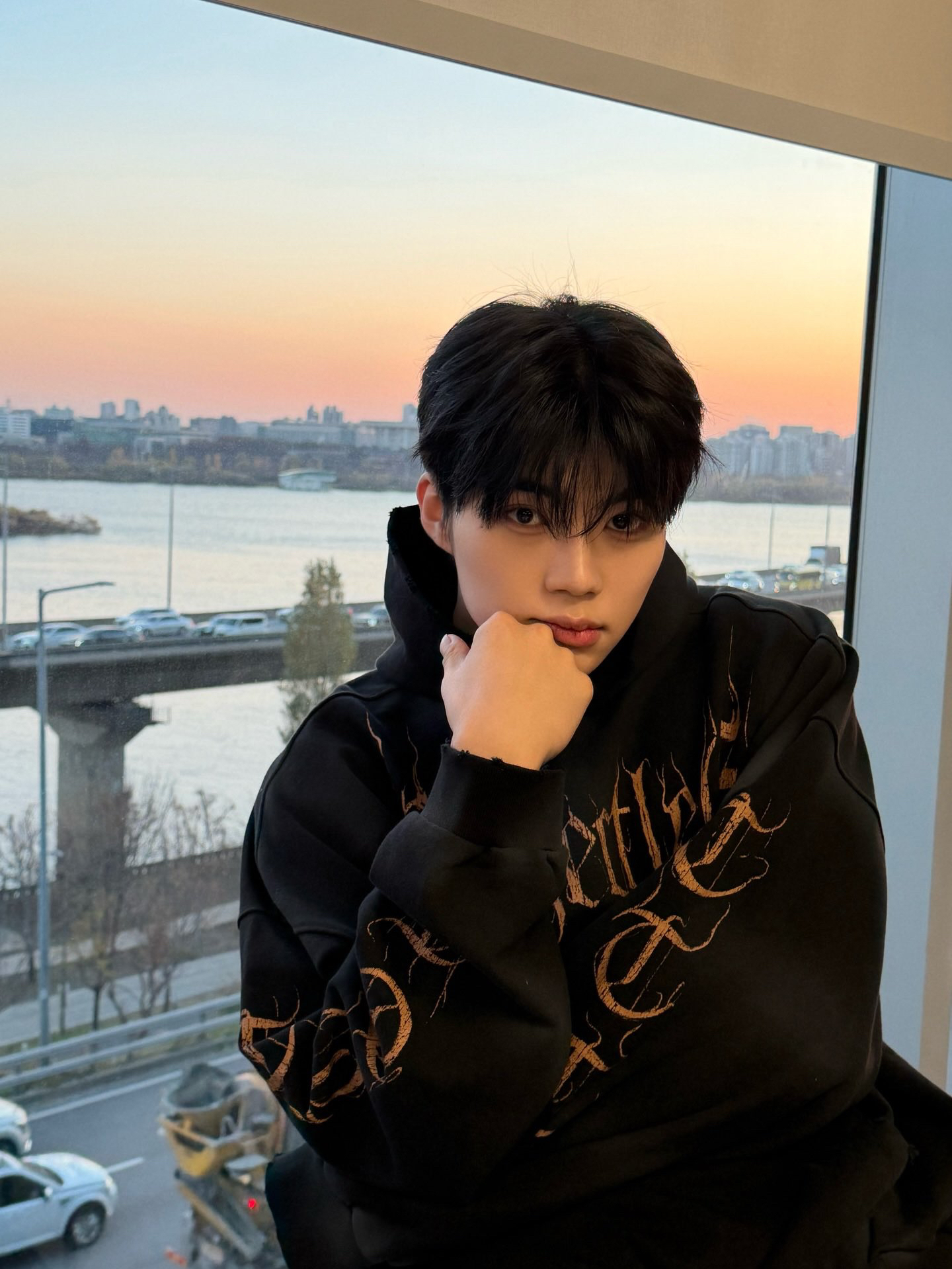 Foto aktivitas terbaru Park Gunwook (ZEROBASEONE)