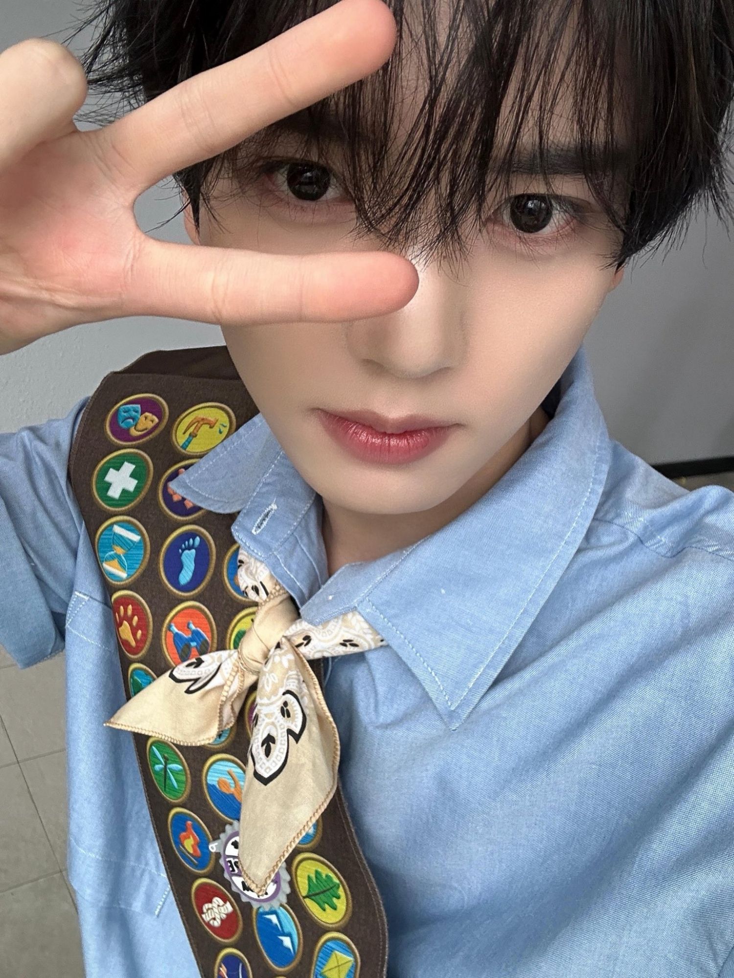 Behind-the-scenes cut of Han Yujin (ZEROBASEONE)