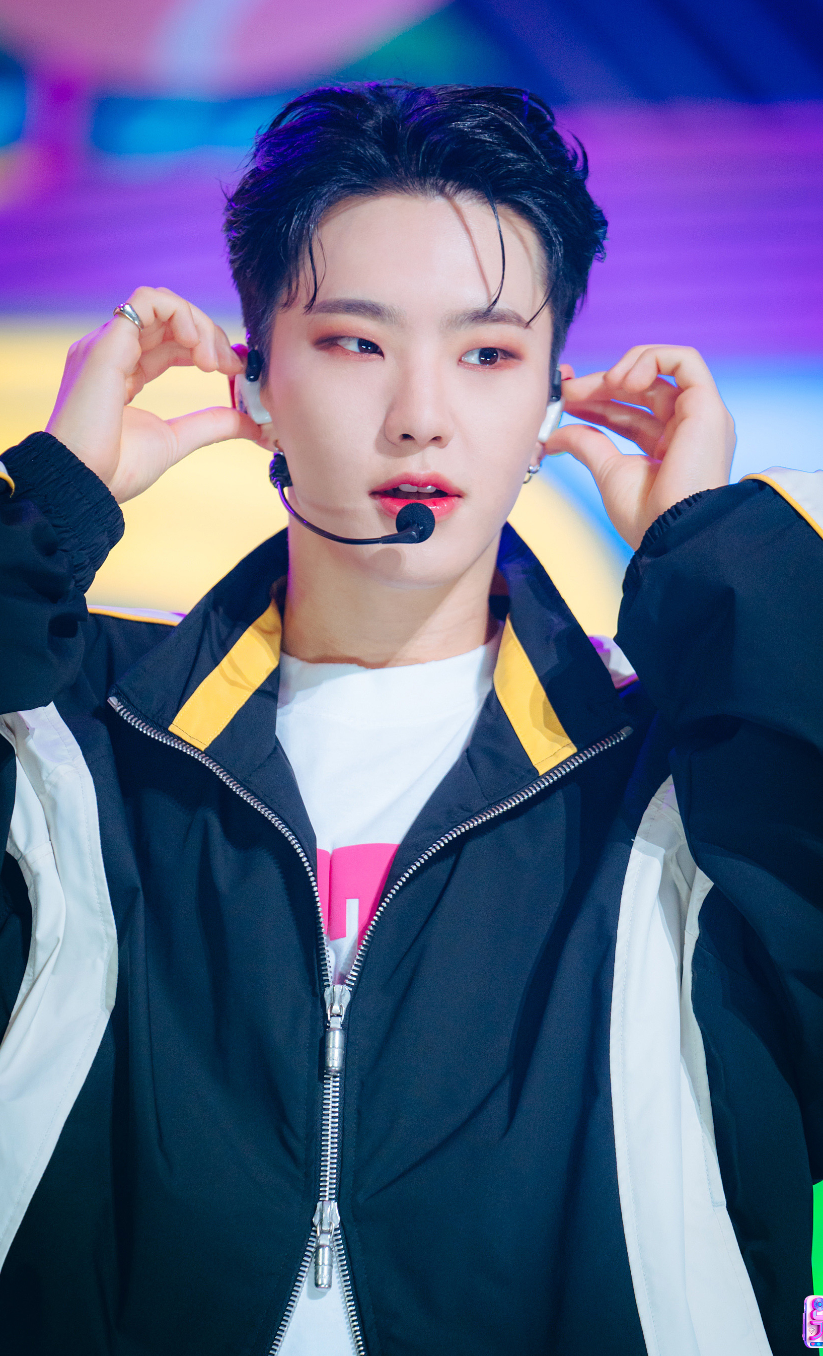 Latest photo of Hoshi (SEVENTEEN)