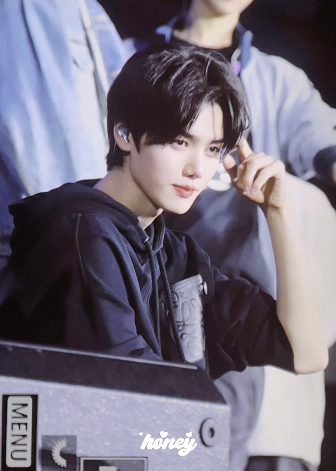 Latest photo of CRAVITY