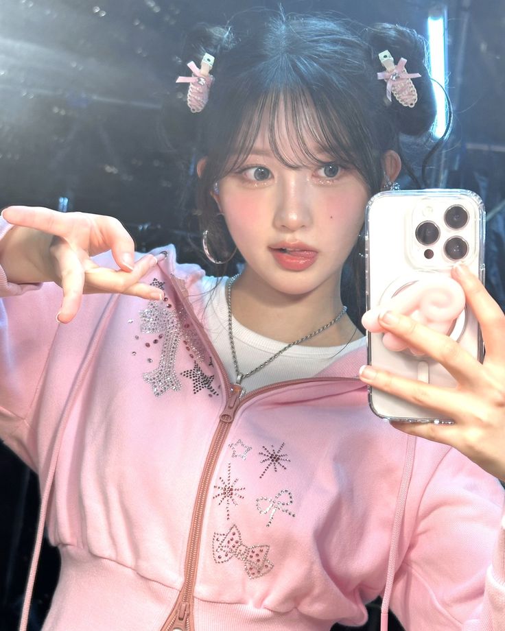 Latest photo of Gaeul (IVE)