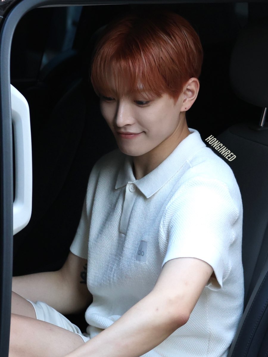 A moment captured by Hongjoong (ATEEZ)'s fan